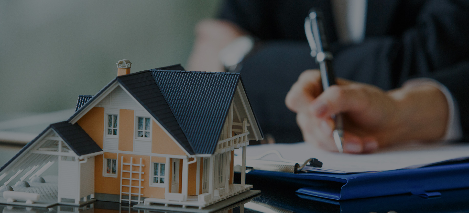 Взыскание ущерба со страховой компании в Александрове